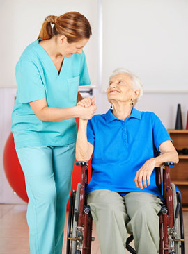 Auch für pflegebedürftige Senioren ist eine physiotherapeutische Betreuung in Seniorenheimen nötig